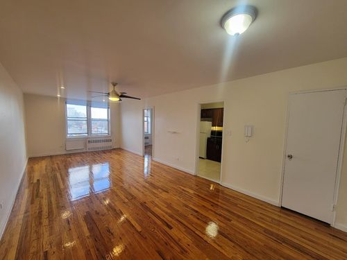 apt-e21-63 Queens Blvd, Woodside, NY, 11377-5707 | Card Image