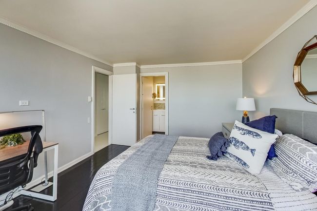 APT-28C - 5733 N Sheridan Rd, Home with 2 bedrooms, 2 bathrooms and 1 parking in Chicago IL | Image 20