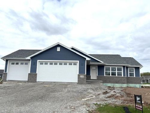 N1765 Waterlefe Drive, GREENVILLE, WI, 54942 | Card Image