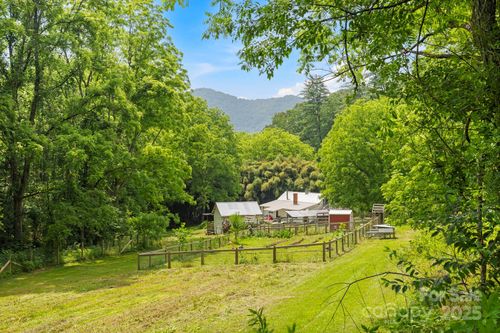 51 Homefire Cv, Leicester, NC, 28748-5538 | Card Image