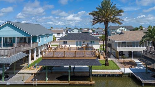 273 Barracuda St, Bayou Vista, TX, 77563-2563 | Card Image