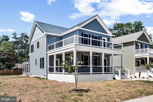 700 Taggart St, COLONIAL BEACH, VA, 22443-2111 | Card Image