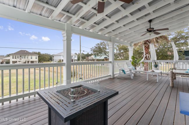 Deck | Image 6