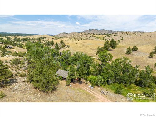 950 Meadow Creek Rd, Livermore, CO, 80536 | Card Image