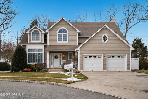 660 Point Ave, Brick, NJ, 08724-4850 | Card Image