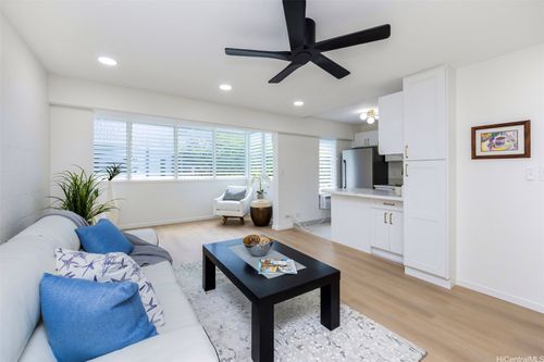 105-3061 Pualei Cir, Honolulu, HI, 96815-4912 | Card Image