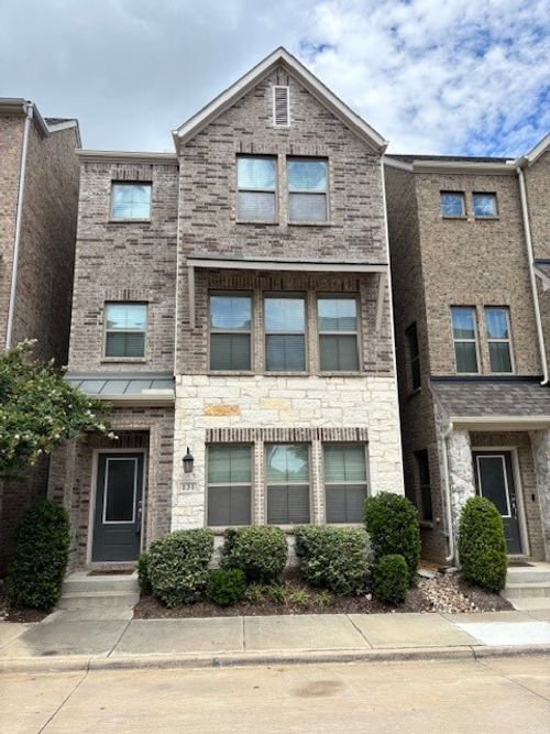 131 Peach Orchard Ln, Euless, TX, 76040-4846 | Card Image