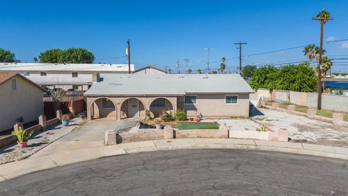 2632 S Beverly Ln, Yuma, AZ, 85365-2813 | Card Image