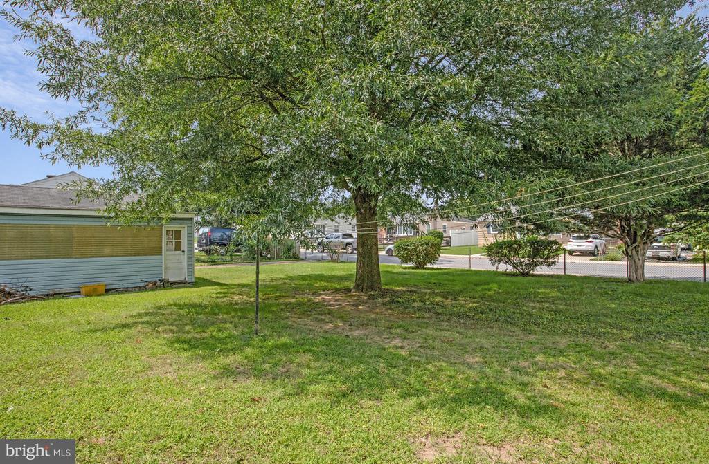Residential in LINTHICUM HEIGHTS 5