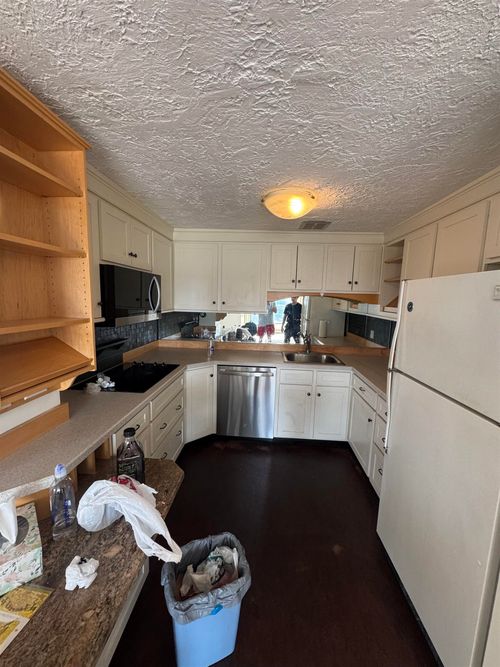 apt-7f-55 River Rd, Manchester, NH, 03104-2932 | Card Image