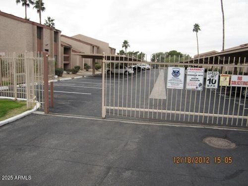 225-7550 N 12th St, Phoenix, AZ, 85020-4571 | Card Image