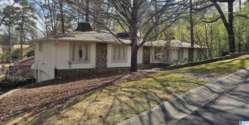 2624 Creekview Dr, HOOVER, AL, 35226-3448 | Card Image