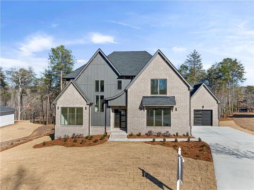 6084 Bluewater Blvd, Gainesville, GA, 30506-2554 | Card Image