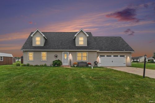 17682 Bentwood Dr, Goshen, IN, 46526-6435 | Card Image