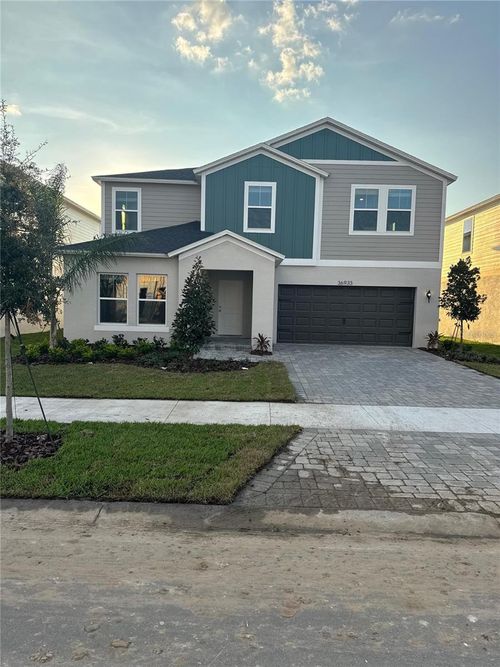 36933 Sagemoor Dr, Zephyrhills, FL, 33539 | Card Image