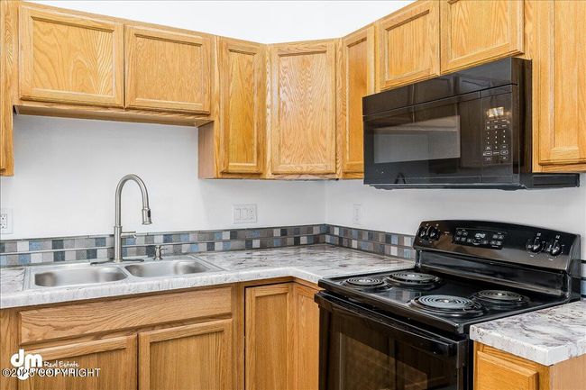 12-Kitchen_ELI04883-Edit | Image 18