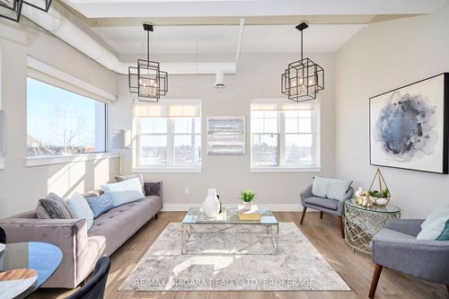 201-1440 Pelham St, Fonthill, ON, L0S1E7 | Card Image