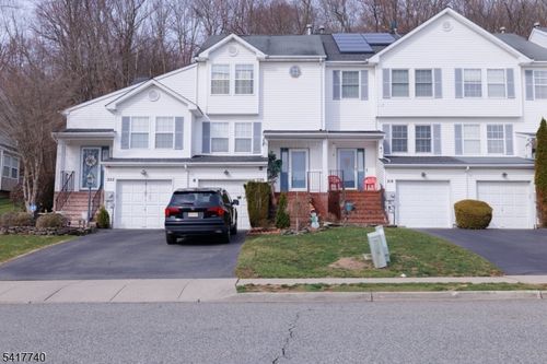 220 Canal Way, Hackettstown, NJ, 07840-1273 | Card Image