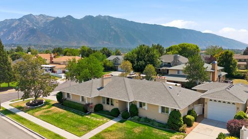 1852 E Wild Willow Ln, Sandy, UT, 84093-1478 | Card Image