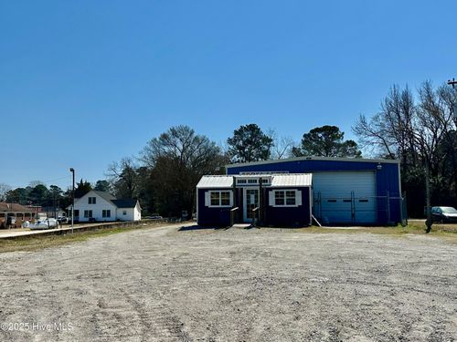 306 W Granville St, Windsor, NC, 27983-1816 | Card Image