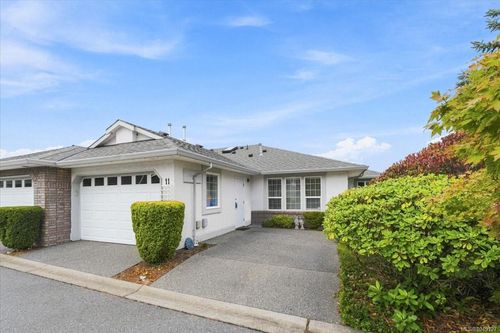 11-6595 Groveland Dr, Nanaimo, BC, V9V1S6 | Card Image