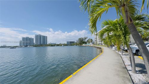 j204-2851 E Leonard Dr, Aventura, FL, 33160 | Card Image