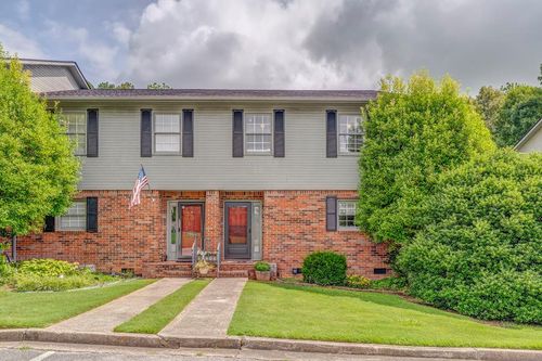 1962 Meadowbrook Cir Nw, DALTON, GA, 30720-6941 | Card Image