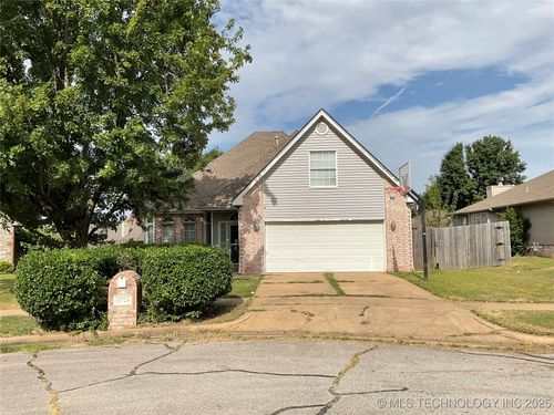 11724 Gum Ave, Jenks, OK, 74037-5010 | Card Image