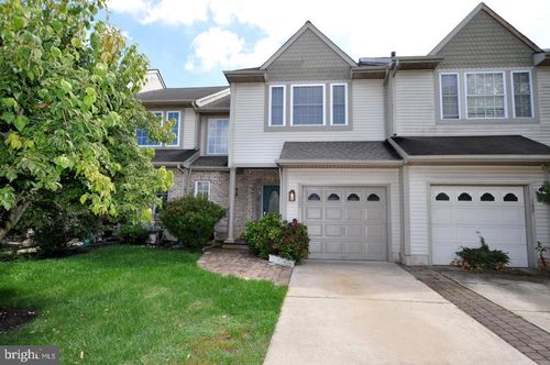 107 Kennedy Ln, BERLIN, NJ, 08009-1182 | Card Image