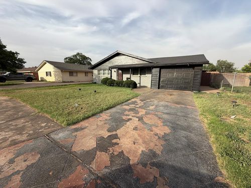 1002 Denton St, Midland, TX, 79703-5008 | Card Image