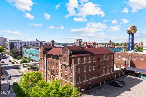 202-535 Locust St, Knoxville, TN, 37902-2139 | Card Image