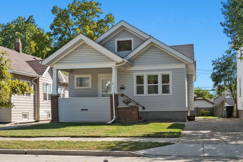 1009 Westlawn Ave, RACINE, WI, 53405-2450 | Card Image