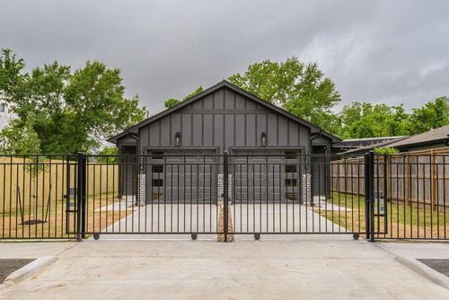 5921 Mountwood Street, Houston, TX, 77091 | Card Image