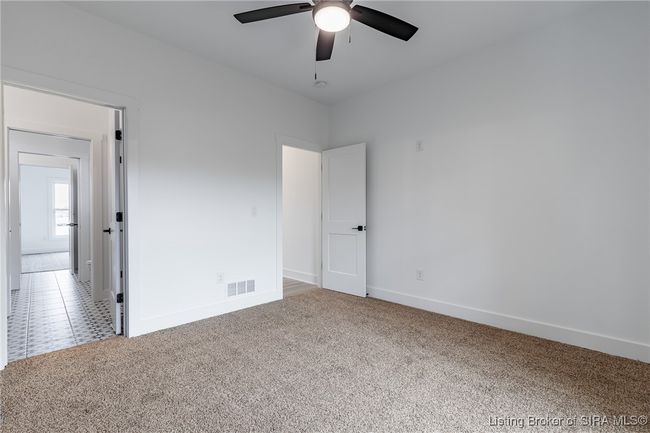2034 Andres Way, Home with 5 bedrooms, 4 bathrooms and null parking in Floyds Knobs IN | Image 57