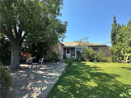 10673 Saticoy St, Sun Valley, CA, 91352-4611 | Card Image