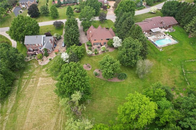 26 Indian Fields Trl, House other with 4 bedrooms, 5 bathrooms and 3 parking in Lower Burrell PA | Image 37