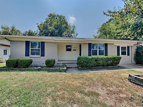 1002 Noble Ave, Carrollton, TX, 75006-3934 | Card Image