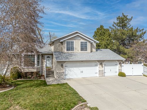 5446 Crosspointe Cir, Murray, UT, 84123-5918 | Card Image
