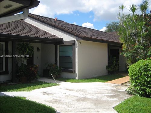 15f-4850 Sw 149th Ct, Miami, FL, 33185-4208 | Card Image