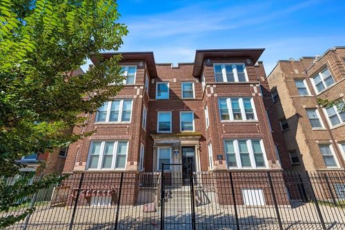 3n-7134 S Yates Blvd, Chicago, IL, 60649-2530 | Card Image