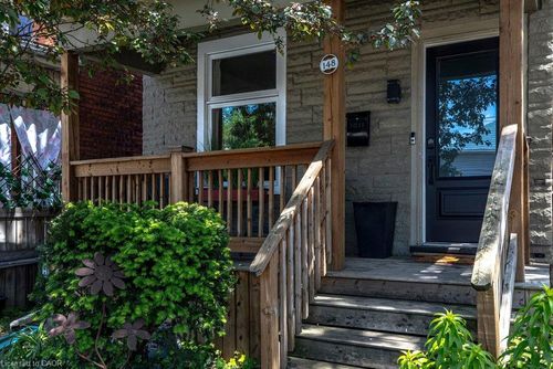 148 Dundurn St N, Hamilton, ON, L8R3E8 | Card Image