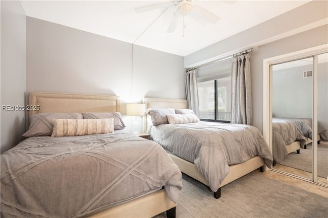 APT-240 - 2 Shelter Cove Ln, Condo with 2 bedrooms, 2 bathrooms and null parking in Hilton Head Island SC | Image 14