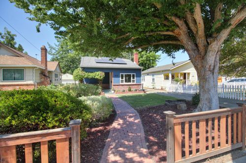 4112 57th St, Sacramento, CA, 95820-3158 | Card Image