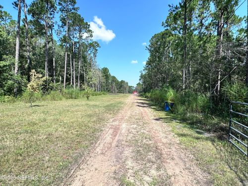 3269 Lannie Rd, JACKSONVILLE, FL, 32218-1231 | Card Image