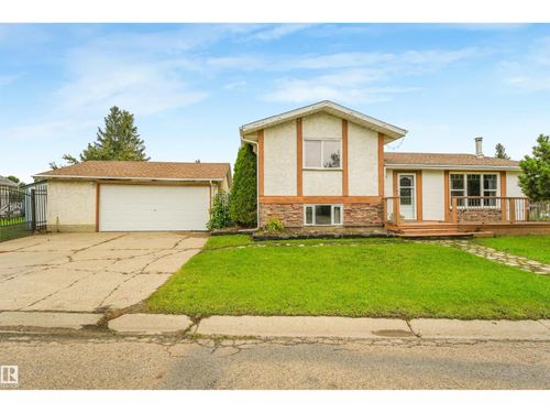 9702 95 Ave, Morinville, AB, T8R1H4 | Card Image