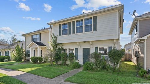 1669 Nichole Woods Dr, Houston, TX, 77047-4487 | Card Image