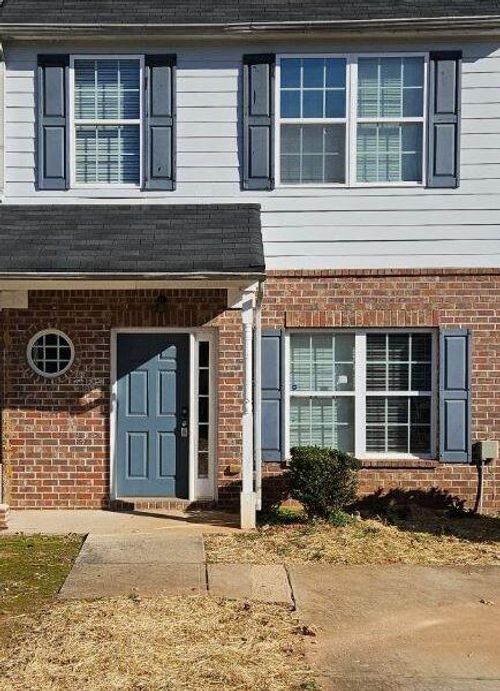 325 Brookview Dr, Riverdale, GA, 30274-7205 | Card Image