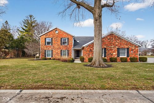 8b-202-4501 N Wheeling Ave, Muncie, IN, 47304-1218 | Card Image