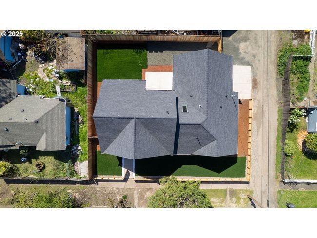 535 E St, House other with 4 bedrooms, 3 bathrooms and 1 parking in Independence OR | Image 32