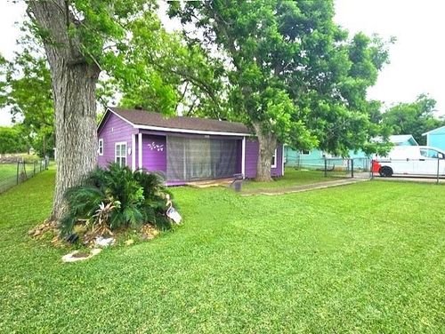 3621 Sir Gawain Dr, Sargent, TX, 77414-9466 | Card Image